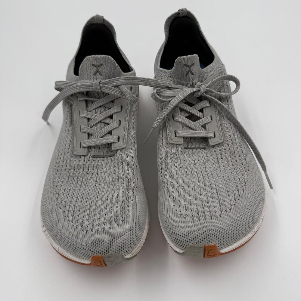 FLUX Adapt Runner Gray Athletic Shoes Women’s Size 8.5 EUC - Originally $120 - Picture 2 of 12